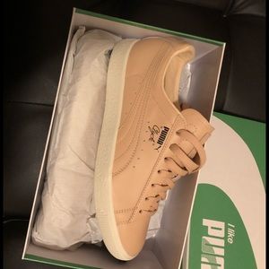 Brand new pumas FYI this is a men’s 8